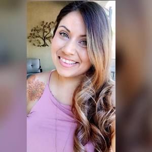 Meet your Posher, Marissa